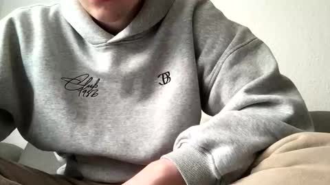 eric123754216 online show from 03-23-26, 11:36