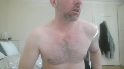 Snapshot of eric334418 chatting on 03-05-25, 12:44 eric334418 online show from 03-05-25, 12:44