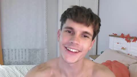 Eric Crush online show from 10-21-25, 04:19