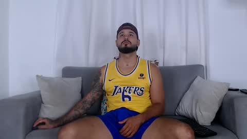 Snapshot of eric_evans1 chatting on 10-15-25, 04:45 Eric Evans online show from 10-15-25, 04:45