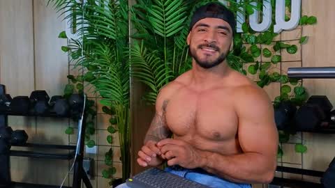 Brayan online show from 12-21-24, 09:04