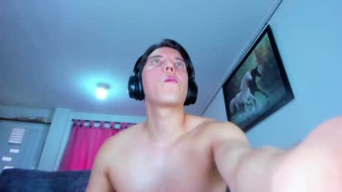 Snapshot of eric_twink18 chatting on 12-07-24, 04:47 eric_twink18 online show from 12-07-24, 04:47