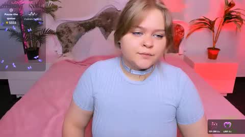 erica_love_ online show from 09-09-25, 05:51