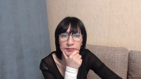 ericablack8 online show from 03-04-25, 07:11