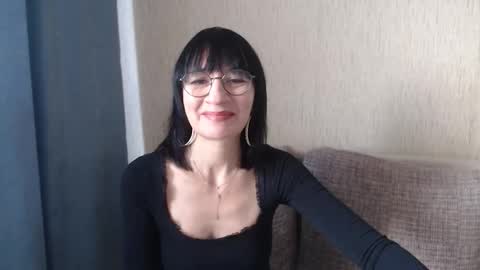 ericablack8 online show from 09-09-25, 11:10