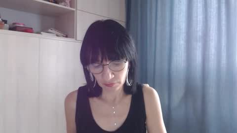 ericablack8 online show from 09-14-25, 09:41