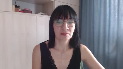 ericablack8 online show from 09-18-25, 08:38