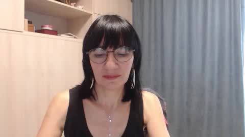 ericablack8 online show from 09-23-25, 11:24