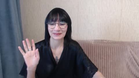 Snapshot of ericablack8 chatting on 11-19-25, 07:19 ericablack8 online show from 11-19-25, 07:19