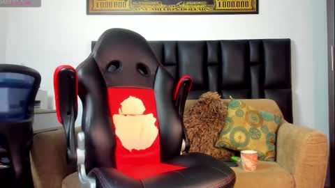 my   online show from 02-06-26, 03:55