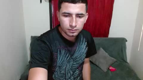 Snapshot of erick_lopez22 chatting on 11-27-25, 02:02 erick lopez online show from 11-27-25, 02:02