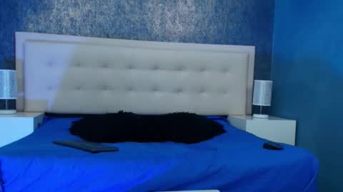   online show from 09-15-25, 03:06