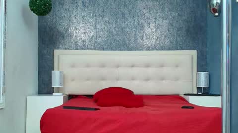   online show from 12-18-25, 04:18