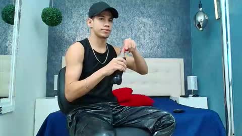   online show from 01-11-26, 04:17