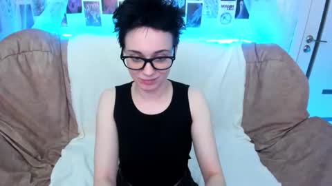 Ericka online show from 12-21-25, 05:09