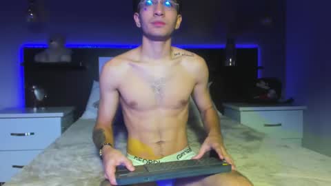 Eriik Joness online show from 09-16-25, 01:12