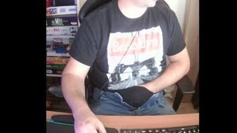 Erik Dapper online show from 11-19-25, 05:13