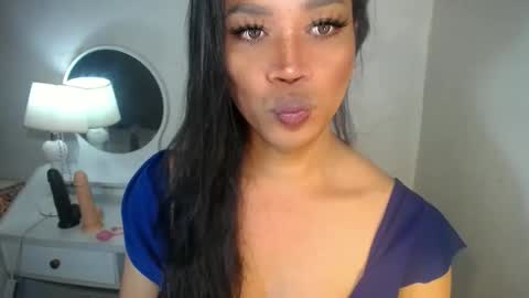 erika_madrigal online show from 09-09-25, 11:59