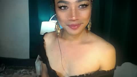 erika_madrigal online show from 10-13-25, 09:04