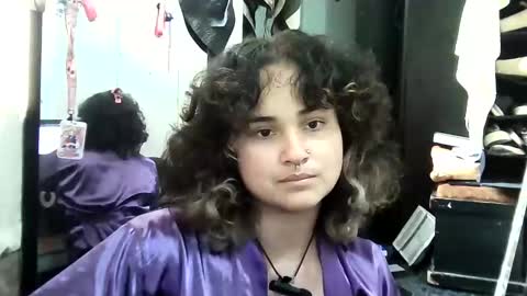 Erika online show from 03-04-25, 05:13