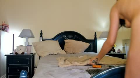 Venus Skye online show from 01-02-25, 08:13