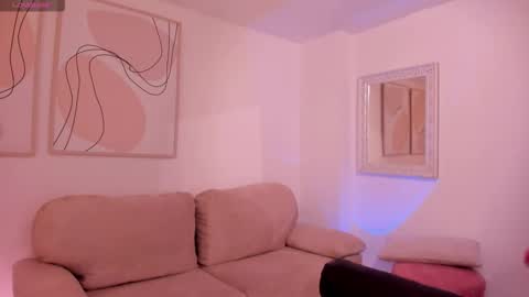 Erika Benz online show from 10-13-25, 01:11