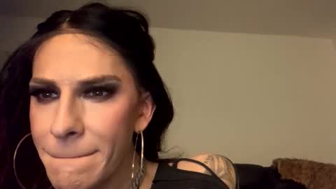 Erika Love online show from 02-08-25, 12:28