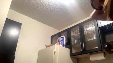 Erika Love online show from 02-15-25, 09:38