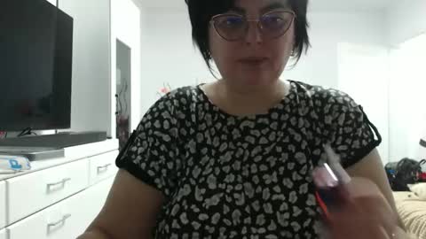 Snapshot of erikawhite54 chatting on 02-03-26, 03:59 Erika online show from 02-03-26, 03:59