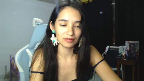Snapshot of erina_1 chatting on 12-14-24, 04:23 erina_1 online show from 12-14-24, 04:23