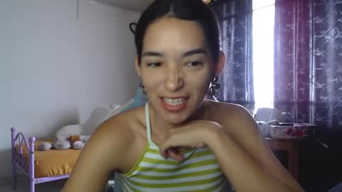 Snapshot of erina_1 chatting on 01-24-25, 03:13 erina_1 online show from 01-24-25, 03:13