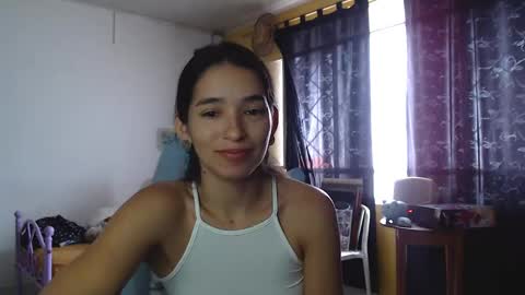 Snapshot of erina_1 chatting on 02-02-25, 03:39 erina_1 online show from 02-02-25, 03:39