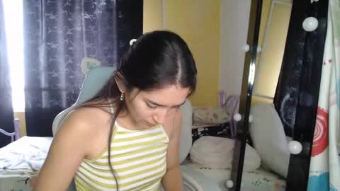 Snapshot of erina_1 chatting on 09-28-25, 04:12 erina_1 online show from 09-28-25, 04:12