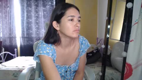 Snapshot of erina_1 chatting on 11-14-25, 04:49 erina_1 online show from 11-14-25, 04:49