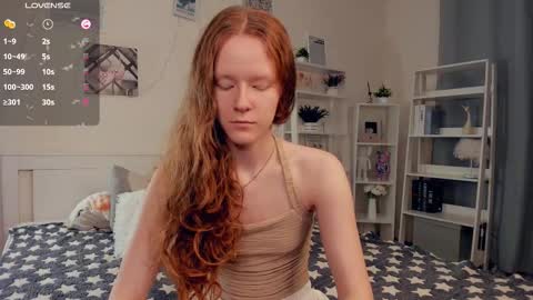 Snapshot of erline_may chatting on 11-13-25, 07:51 Sofia online show from 11-13-25, 07:51