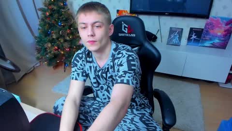 Snapshot of ermak_reborn chatting on 01-04-25, 10:34 Max online show from 01-04-25, 10:34