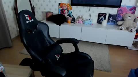 Snapshot of ermak_reborn chatting on 02-13-25, 05:05 Max online show from 02-13-25, 05:05