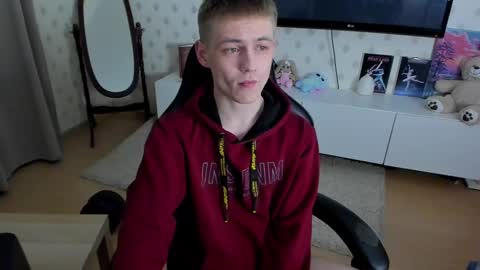 Snapshot of ermak_reborn chatting on 02-21-25, 10:37 Max online show from 02-21-25, 10:37