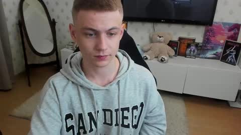 Snapshot of ermak_reborn chatting on 10-09-25, 12:08 Max online show from 10-09-25, 12:08