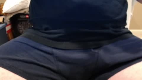 Snapshot of ermsouth240 chatting on 09-28-25, 05:07 ERMSouth240 online show from 09-28-25, 05:07