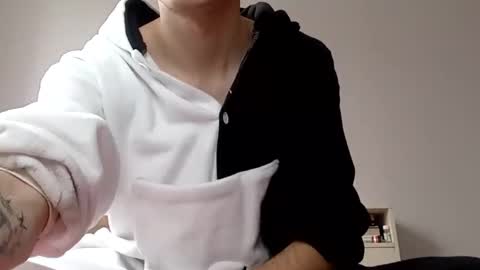 Ernest online show from 03-27-26, 11:10