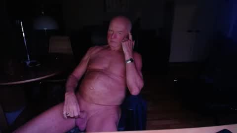 eroen online show from 09-11-25, 09:48