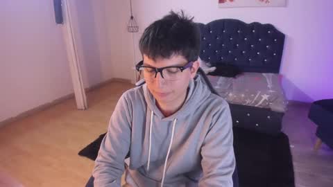 Camilo online show from 09-17-25, 03:19