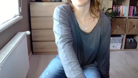 Melissa   online show from 12-19-24, 12:45