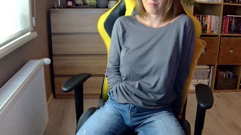 Melissa   online show from 02-03-25, 05:56