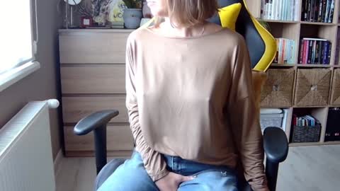 Melissa   online show from 02-05-25, 09:46