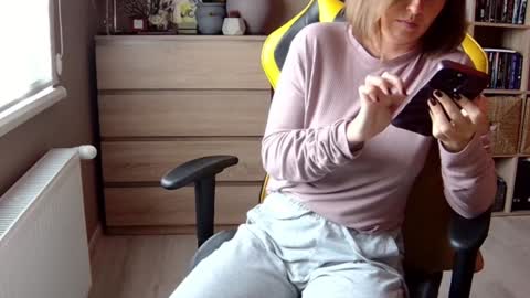 Melissa   online show from 02-06-25, 01:21