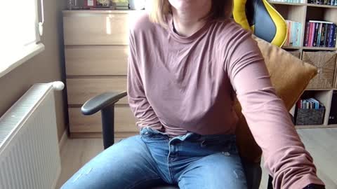 Melissa   online show from 02-08-25, 01:22