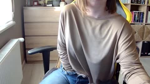 Melissa   online show from 02-09-25, 02:18
