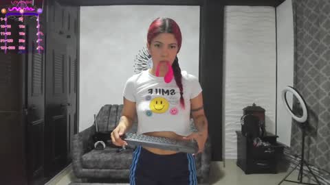 Valentine online show from 12-17-24, 06:42